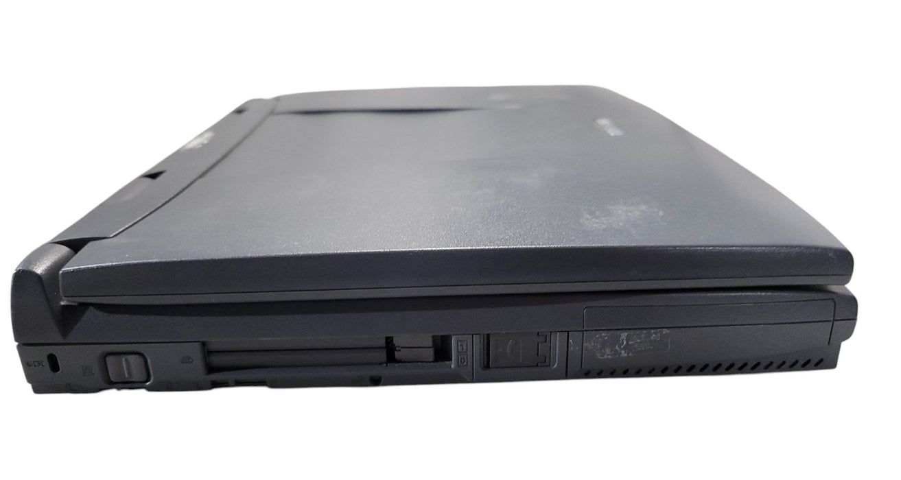 Toshiba Satellite 2060CDS - AMD-K6 367MHz 160MB RAM 4.3GB HDD CD-ROM