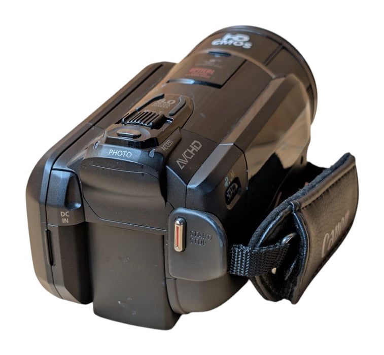 Canon VIXIA HF S20 Camcorder - 32GB HD AVCHD 10x Optical Zoom