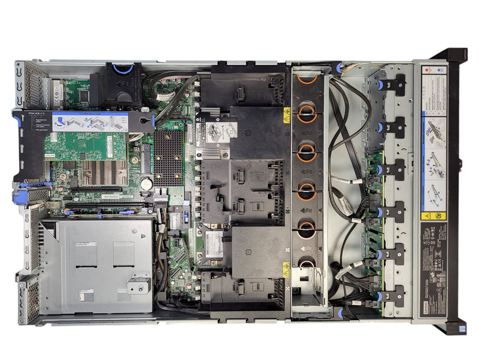 Lenovo ThinkSystem SR650 - Xeon Silver 4208 32GB RAM RAID 530-8i 2x 750W
