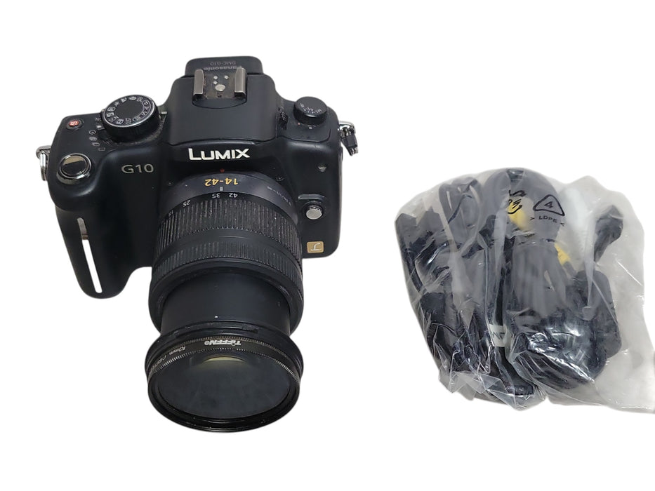 Panasonic Lumix DMC-G10 - 14-42mm f/3.5-5.6 Lens Micro Four Thirds, No SD (READ)