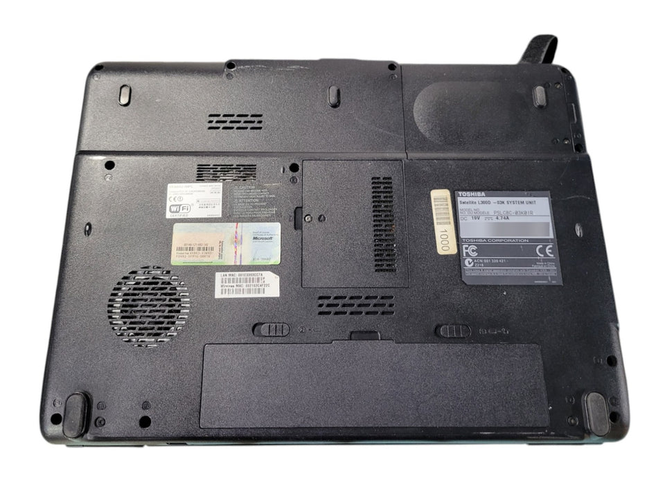 Toshiba Satellite L300D-03K - AMD Turion X2 RM-70 3GB RAM 320GB HDD + PWR ADPTR