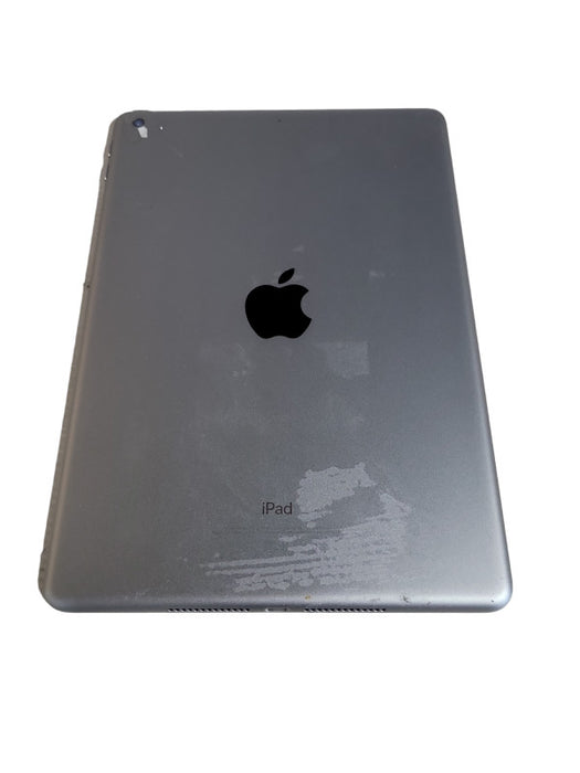 Apple iPad 6th Gen 32GB (A1893) - READ Î
