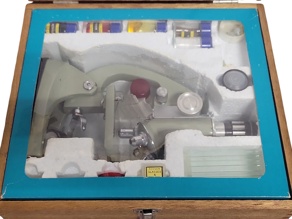 Tasco 1200XZ Zoom Explorer - 50-1200X Microscope Kit with Wooden Case (READ)