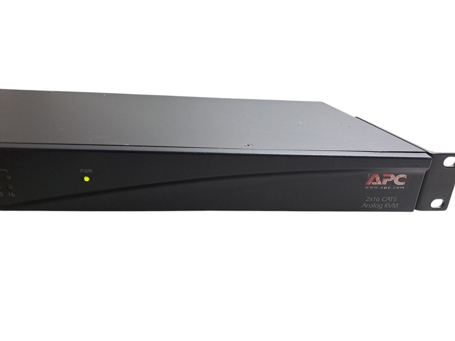 APC AP5602 2x16 CAT5 Analog KVM Switch
