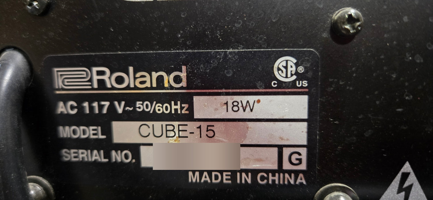 Roland CUBE-15 - 15W Guitar Amplifier (READ)