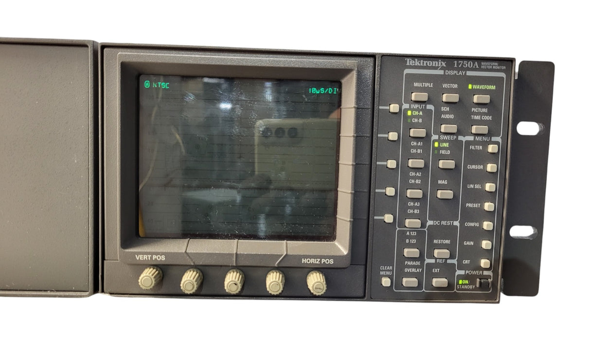 Tektronix 1750A - NTSC Waveform / Vector Monitor in Dual Rackmount Frame