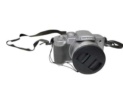 Panasonic Lumix DMC-FZ5 Compact Digital Bridge Camera 12x Leica Zoom Lens !