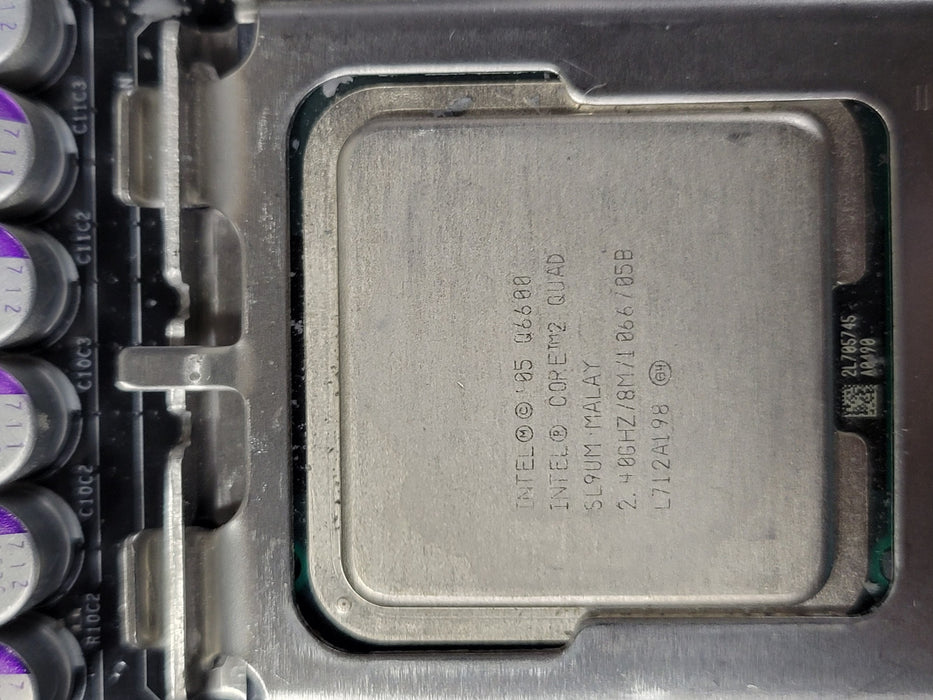 EVGA 122-CK-NF68-A1 nForce 680i SLI Motherboard - Intel Core 2 Quad Q6600 4GB