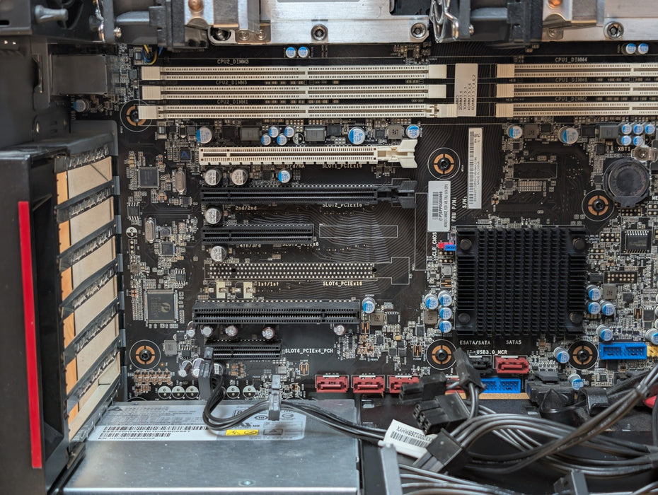 Lenovo ThinkStation P720 Dual Socket LGA3647 Barebone Workstation Tower (READ)