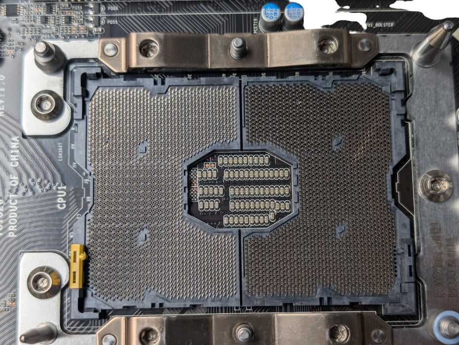 Lenovo ThinkStation P720 Dual Socket LGA3647 Barebone Workstation Tower (READ)