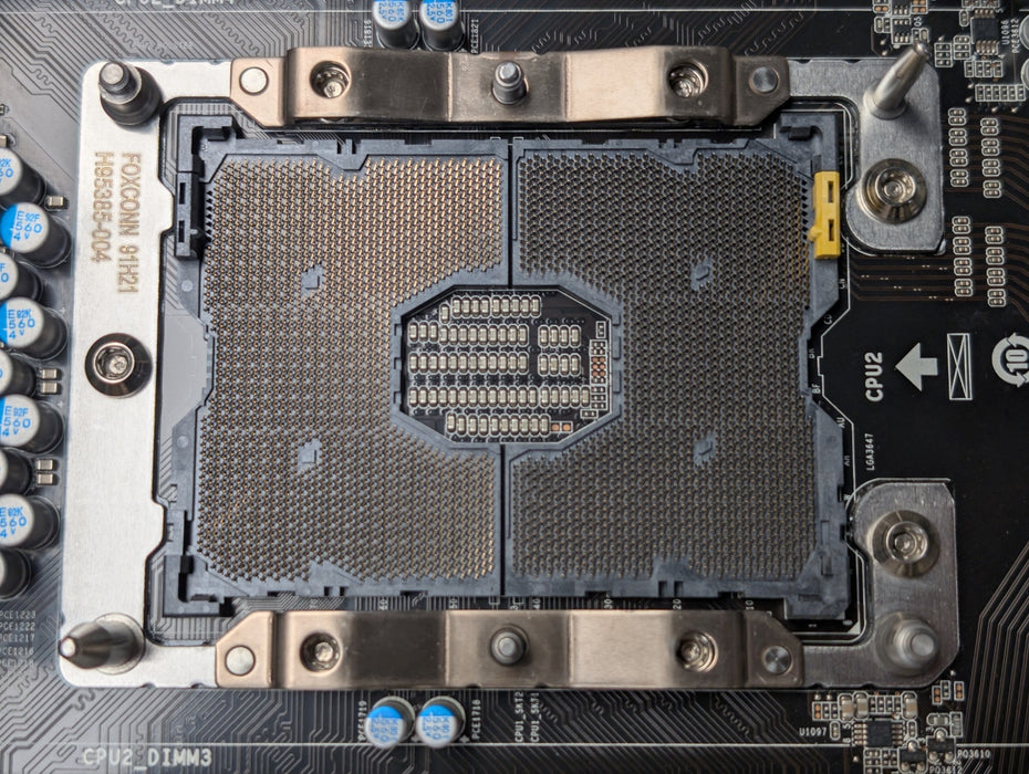 Lenovo ThinkStation P720 Dual Socket LGA3647 Barebone Workstation Tower (READ)