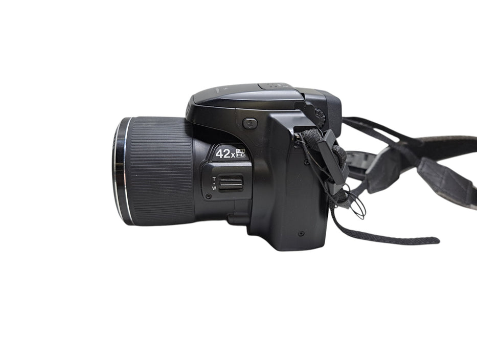 Fujifilm FinePix S8300 - 16MP 42x Optical Zoom Digital Camera