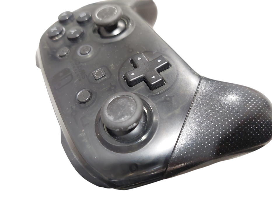 NIntendo Switch Pro Controller Model: HAC-013