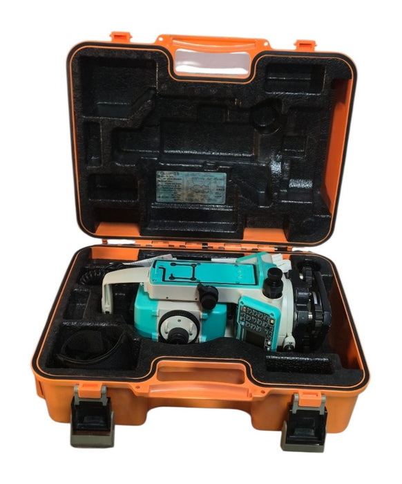 Nikon NPL-352 Pulse Laser Station Total Station with Hard Case (READ)