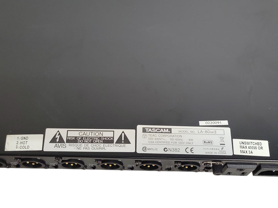 TASCAM LA-80 MKII - 8-Channel Unbalanced to Balanced Line Converter (READ)
