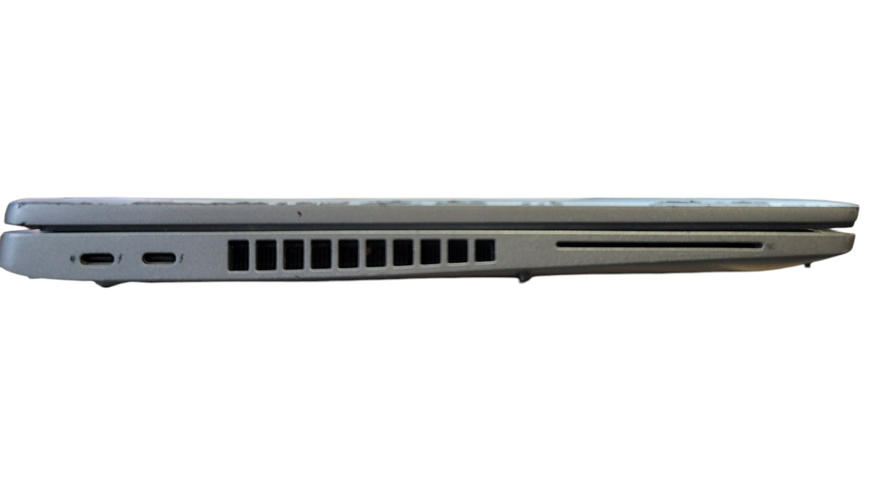 Dell Latitude 5530 - i7-1265U 16GB RAM 256GB NVMe 15.6" FHD READ