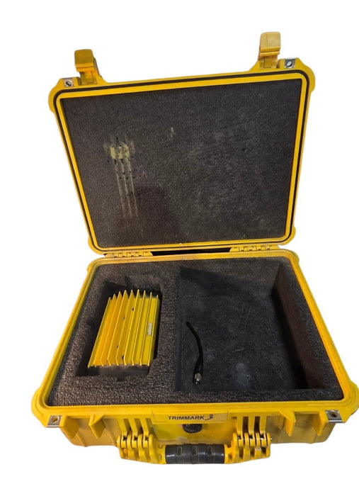 Trimble TRIMMARK 3 UHF Base Radio Modem 25W 440-450MHz With Hard Case