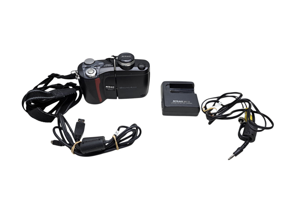 Nikon Coolpix 4500 Digital Camera with MH-53 Charger Cables Lowepro Bag *READ*