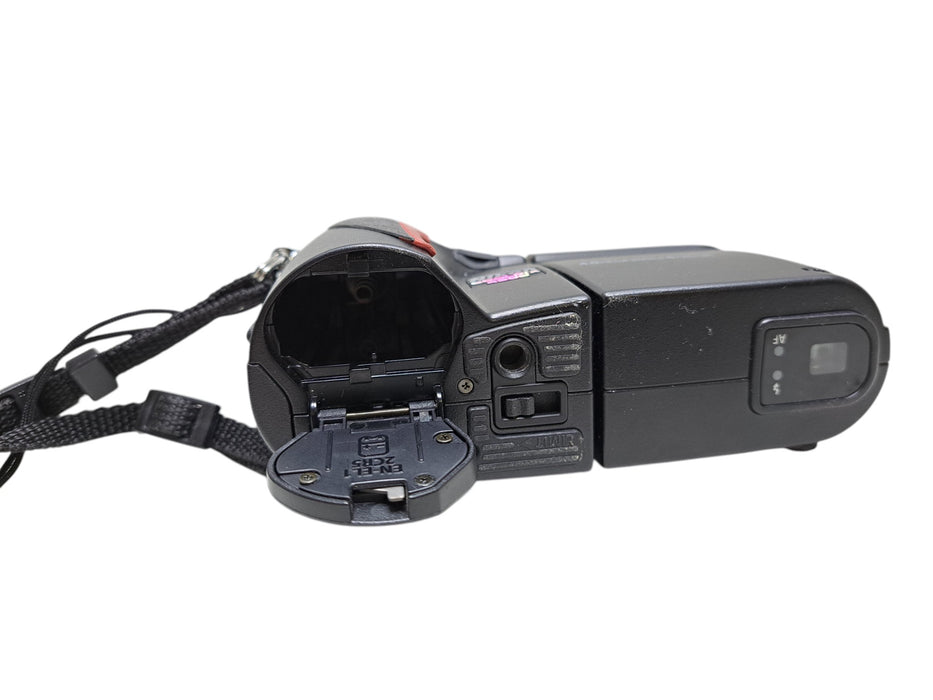 Nikon Coolpix 4500 Digital Camera with MH-53 Charger Cables Lowepro Bag *READ*