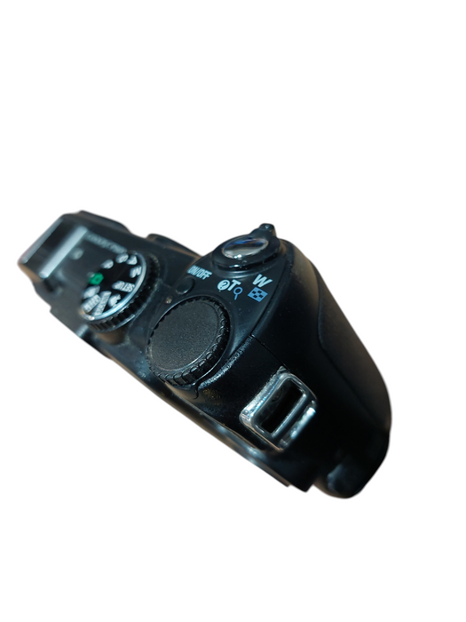 Nikon CoolPix P5100 12.1 MP