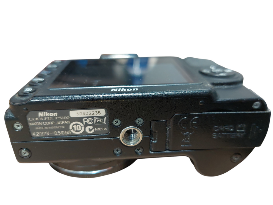 Nikon CoolPix P5100 12.1 MP