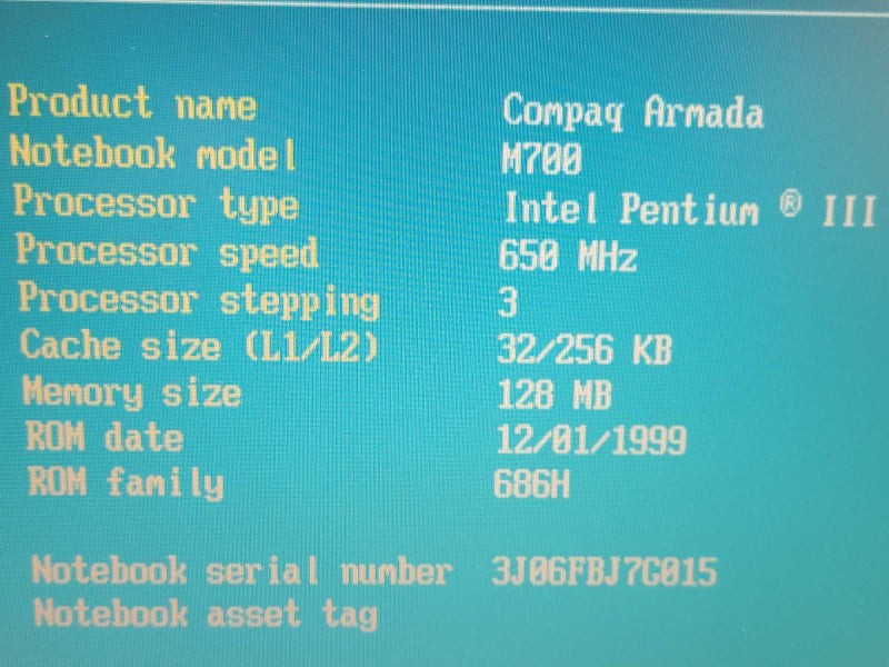 Vintage Compaq Armada M7000| Pentium III| 128MB RAM| NO HDD  Î²