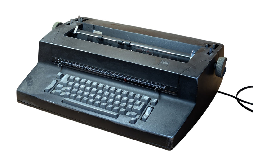 IBM Selectric Typewriter - Black Electric Typewriter Gray Keyboard (READ)