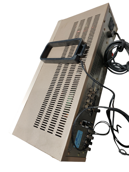 Vintage Marantz Model: SR220 Stereo Receiver