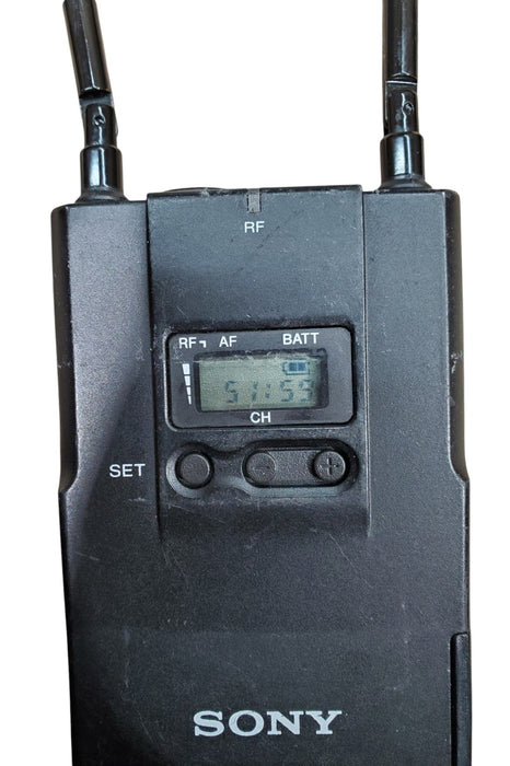 Lot 2x Sony URX-P2 UHF Synthesized Diversity Tuner *READ* (READ)