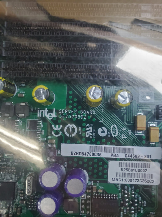 Intel SE7520BD2 Dual Xeon Server Board Motherboard w/ Cables & I/O Shield
