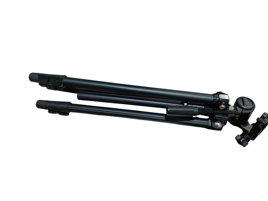 Henry's by Velbon Tripod 4.5ft Model: HT100 in a Henry's Camera Tripod Case