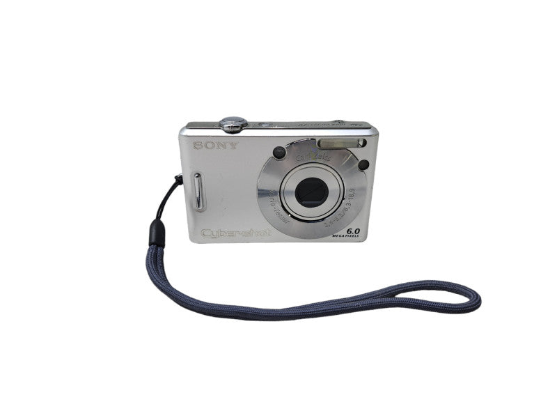 Sony Cyber-shot DSC-W30 6.0MP Compact Digital Camera *READ*