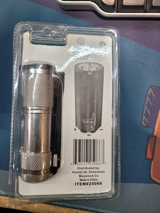 Tru Forge 25066 9 LED Light Flashlight