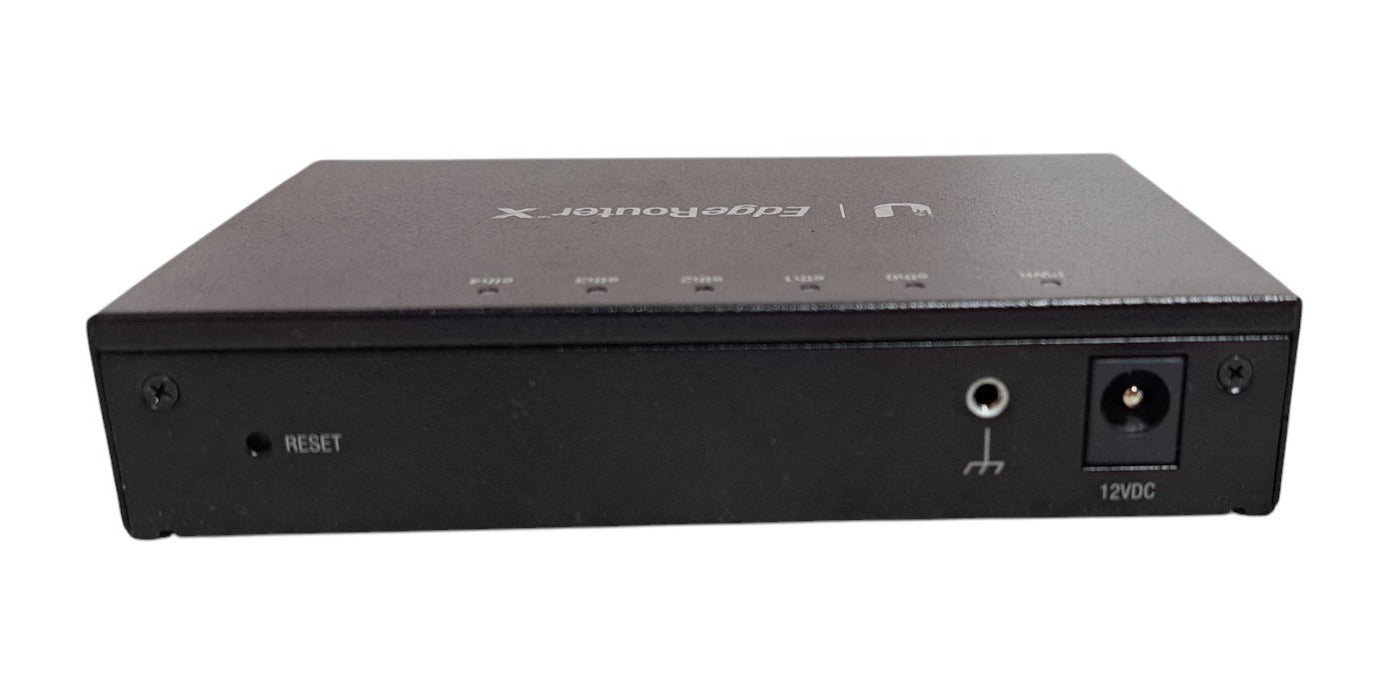 Ubiquiti EdgeRouter X ER-X - 5-Port Gigabit Router with PoE Passthrough