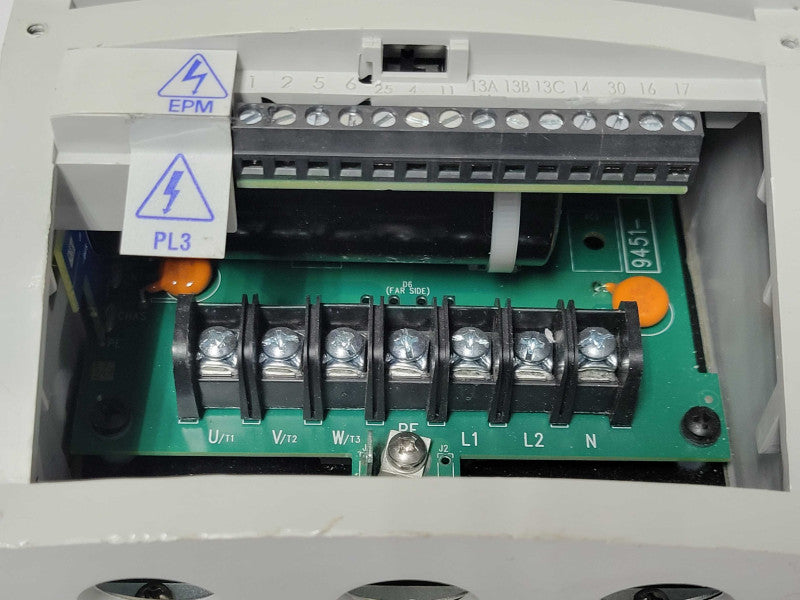SMVector LENZE AC TECH ESV112N01SXC 1.5 HP AC Drive Q_