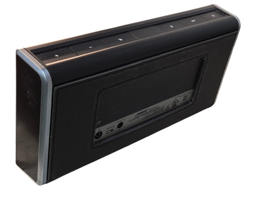 Bose SoundLink 404600 Wireless Mobile Speaker with Power Adapter