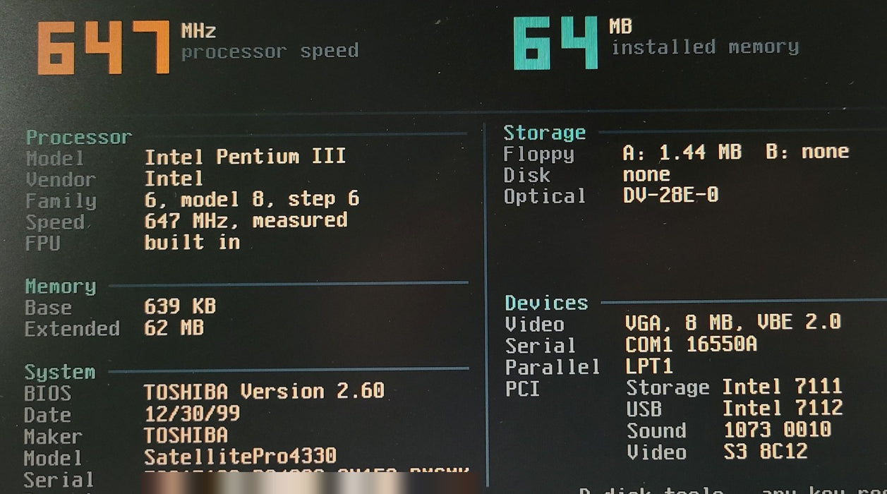 Toshiba Satellite Pro 4330 - Intel Pentium III 647MHz 64MB RAM No HDD + PWR