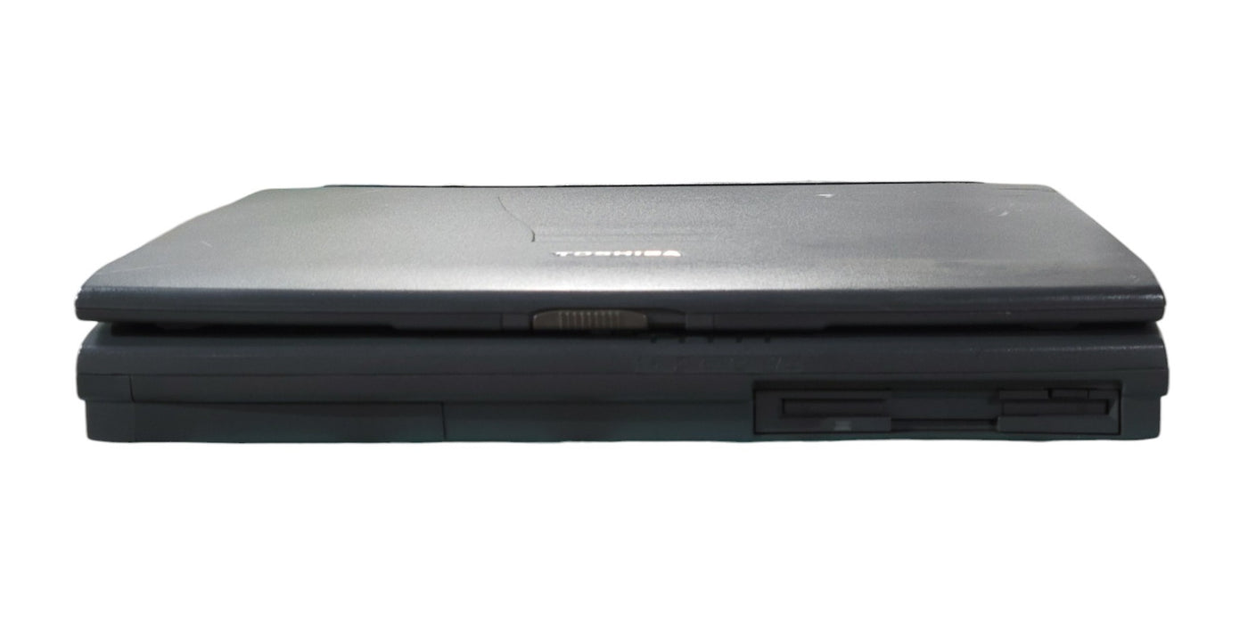 Toshiba Satellite Pro 4330 - Intel Pentium III 647MHz 64MB RAM No HDD + PWR
