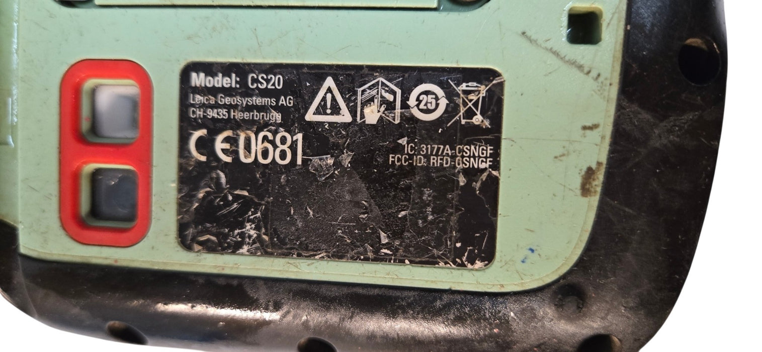 Leica CS20 Field Controller 5" WVGA Handheld - Cracked Screen (READ)