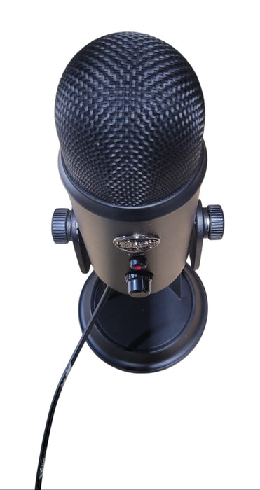 Blue Yeti Blackout USB Microphone with Desktop Stand and Cable