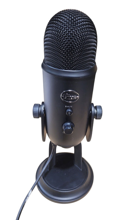 Blue Yeti Blackout USB Microphone with Desktop Stand and Cable
