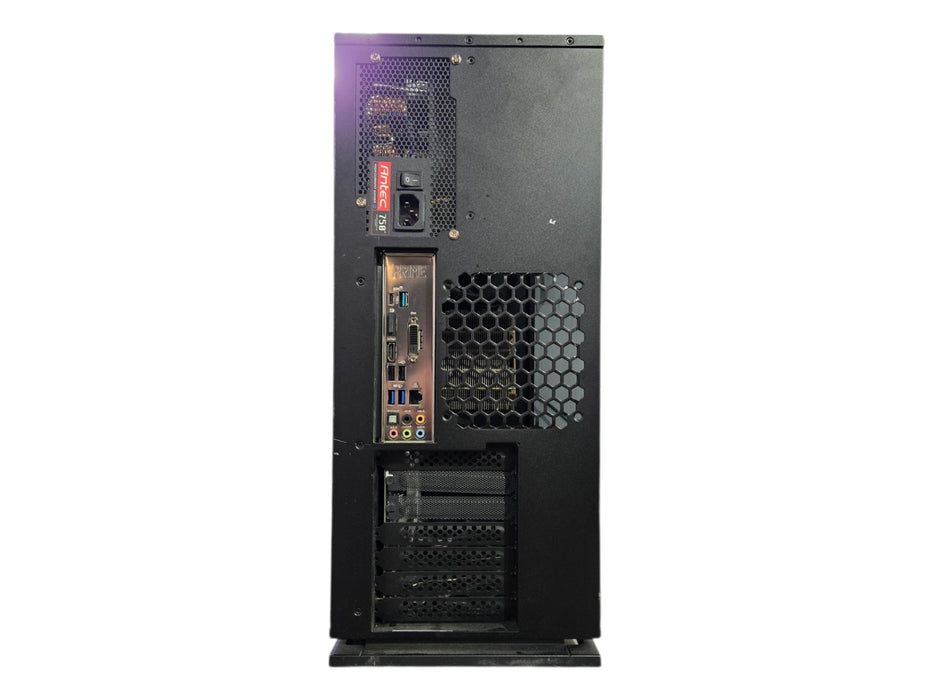 Custom PC- Intel Core i7-8700K 16GB RAM 256GB NVMe 750W PSU