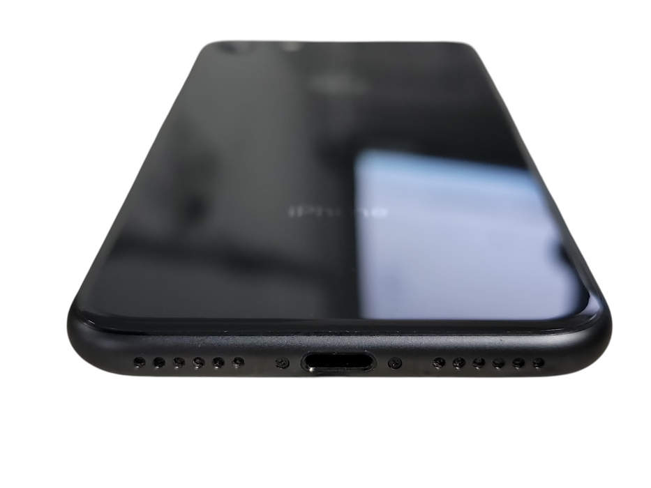 Apple iPhone 8 (GSM) - 64GB - Space Gray [A1905 | B]