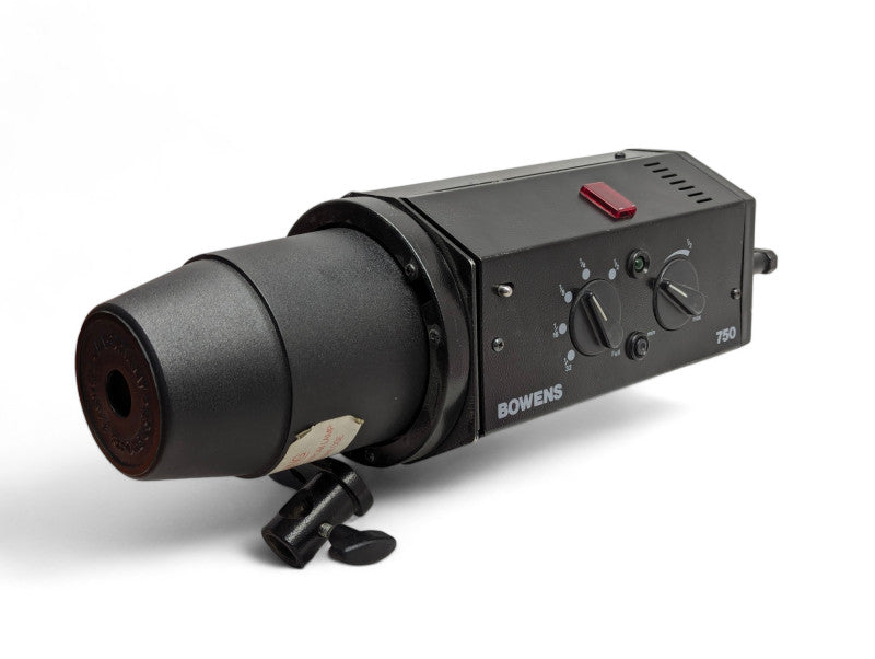 BOWENS 750 Flash Please READ  -