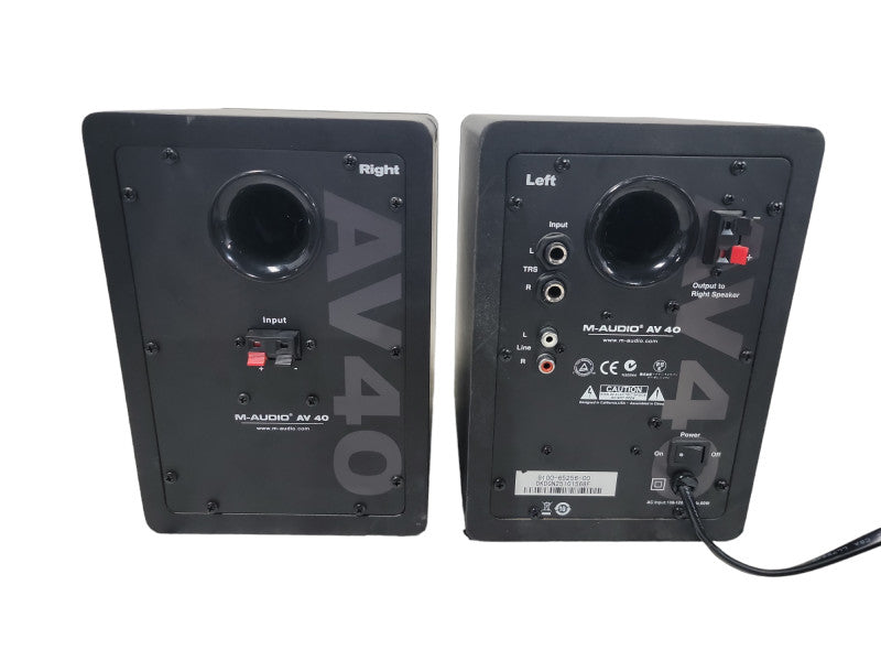 Pair of M-AUDIO AV 40 Speakers