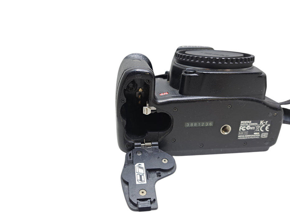 Pentax K-r | 12.4 MP Digital SLR Camera Body Black (READ)