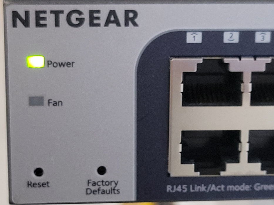 Netgear ProSAFE GS748T v5 - 48-Port Gigabit Smart Switch 4x SFP