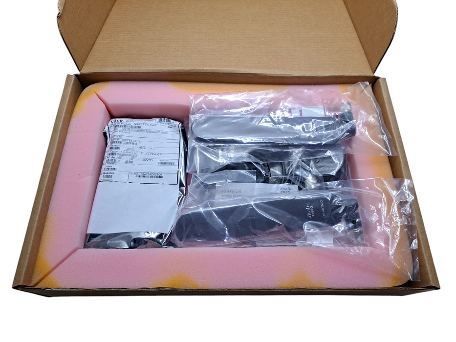 Cisco NIM-LTEA-EA - 4G LTE Advanced Network Interface Module w/ Antennas