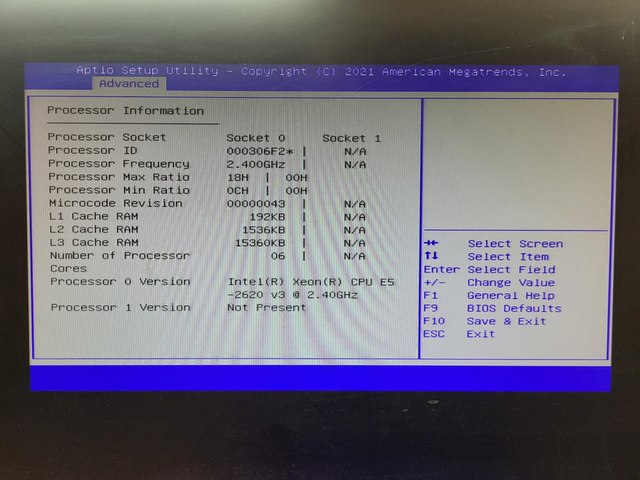 Cisco UCS C220 M4 1U Server | 1x Xeon E5-2620 v3 @2.40GHz, 16GB DDR4, 12G RAID