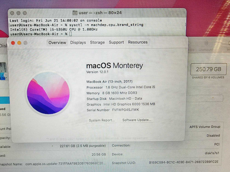 Apple Macbook Air 2017 13\\" 2-Core i5-5350U @ 1.8GHz 8GB DDR3 250GB SSD (